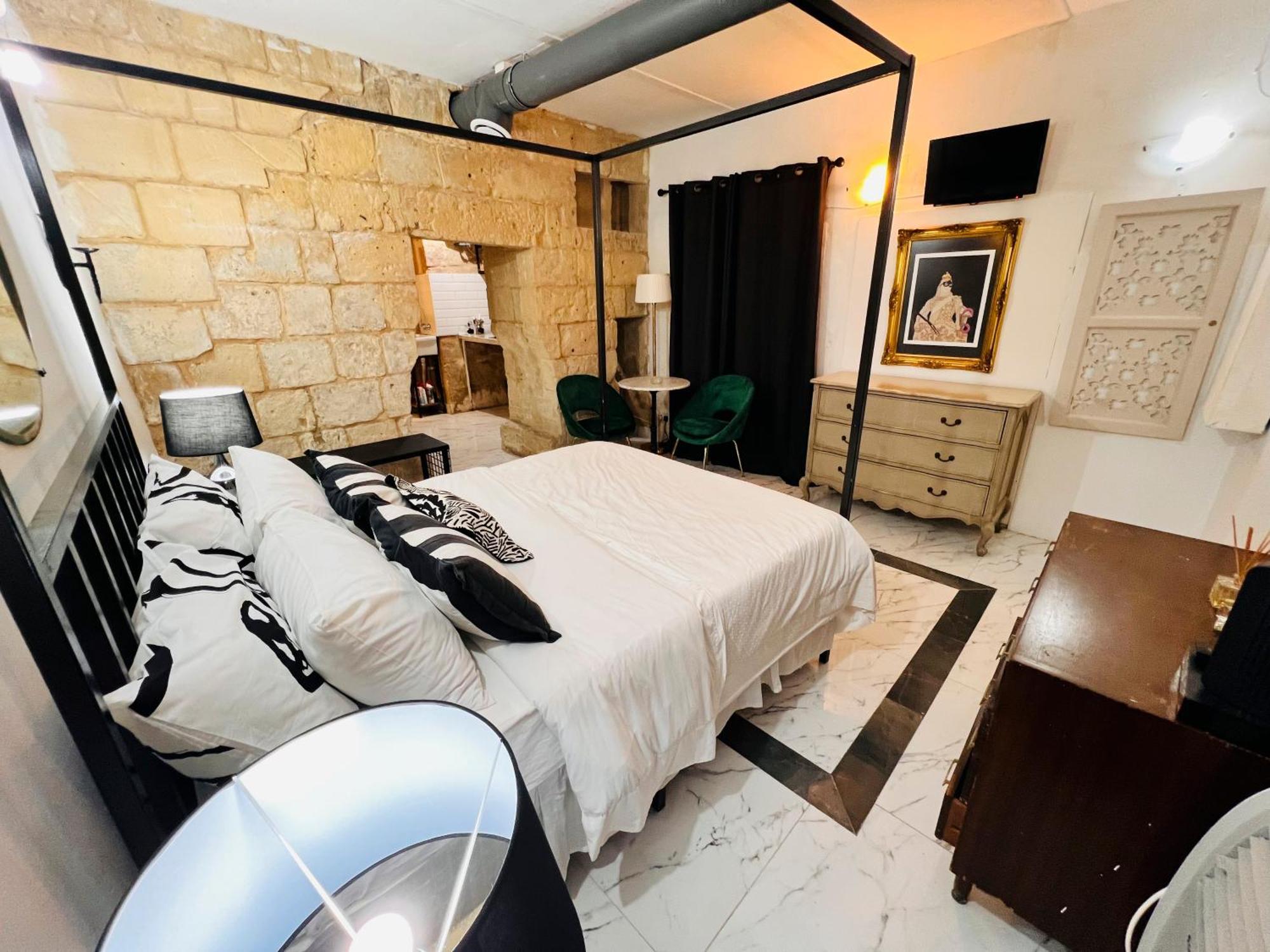 Charming Townhouse Prime Area Valletta Leilighet Eksteriør bilde